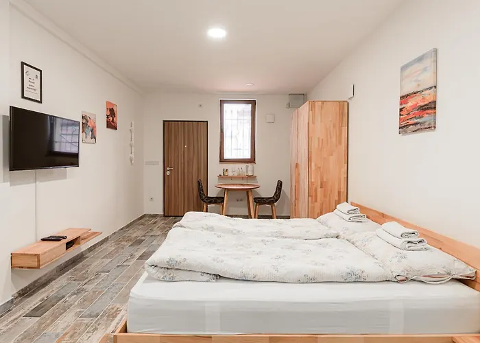 Chikma Rooms